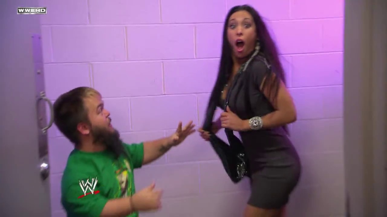 WWE NXT- A.J. and Primo catch Maxine kissing Hornswoggle - YouTube