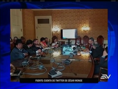 Correa califica de “vende patrias” a delegados de organizaciones políticas que se reunieron con Almagro