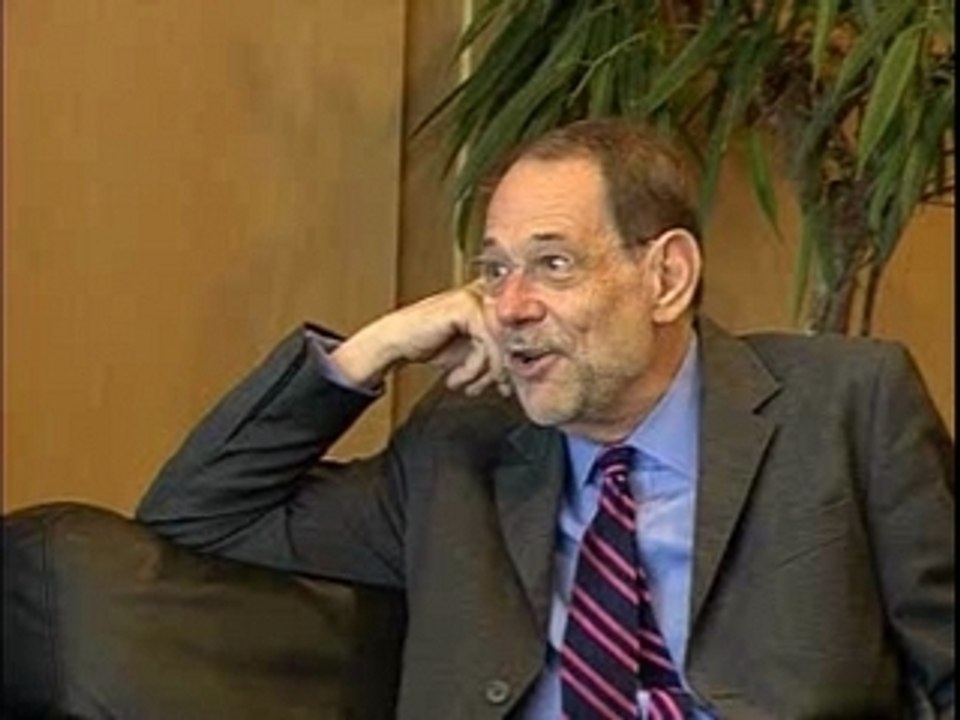 POSEZ VOTRE QUESTION WEBCAM A JAVIER SOLANA