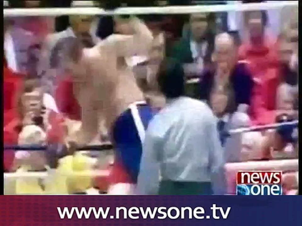 Boxing legend ‪‎Muhammad Ali‬ passes away at age 74