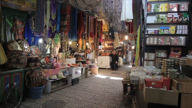 القدس- الغلاء المعيشي يهدد البلدة القديمة بالقدس