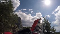 Wingsuit VS Faucon pelerin... Magique