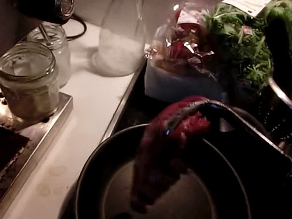 Prosthetic arm / hook as "human enhancement" to handle meat / grill / frying pan 1/2