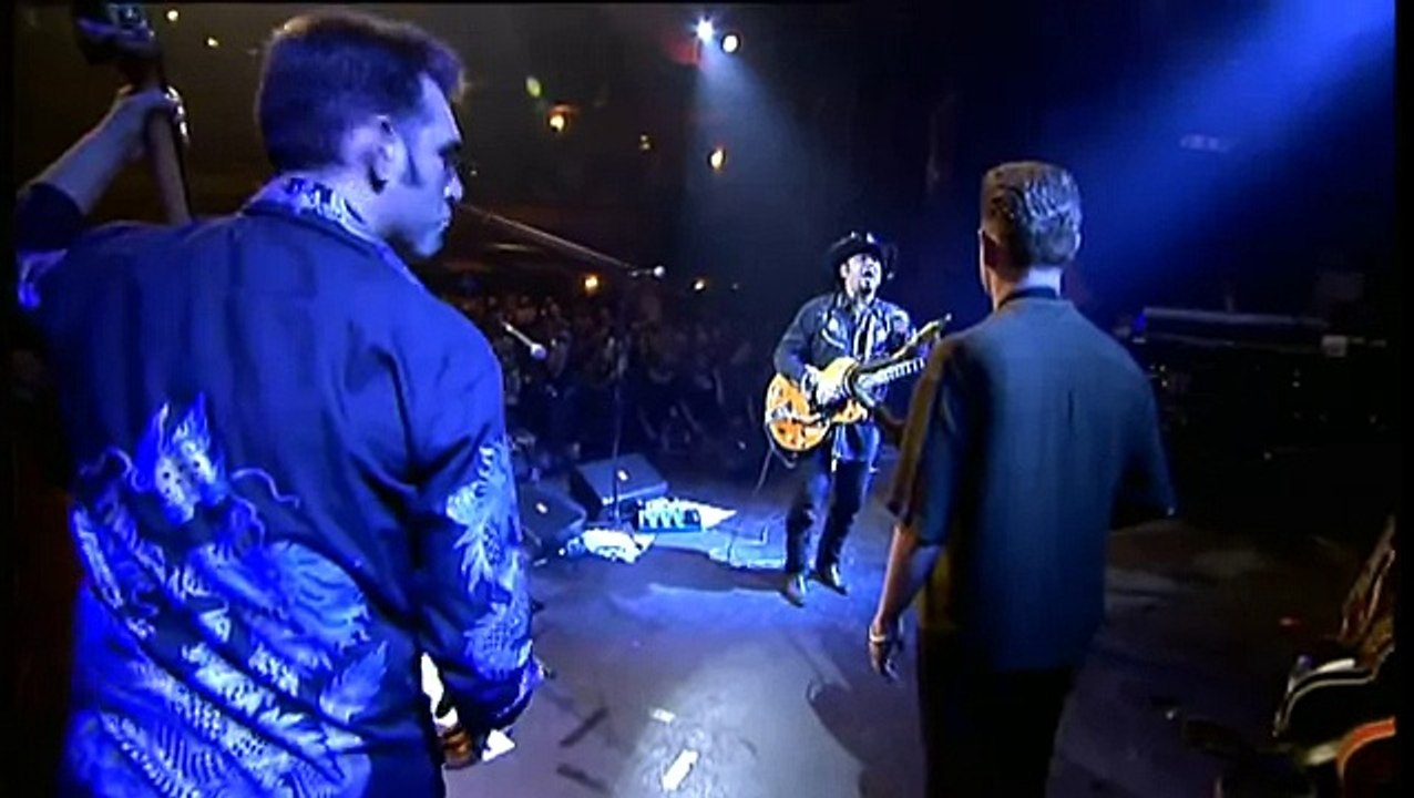 Los Rebeldes-Noches-19-Bajo la luz de la luna.mp4