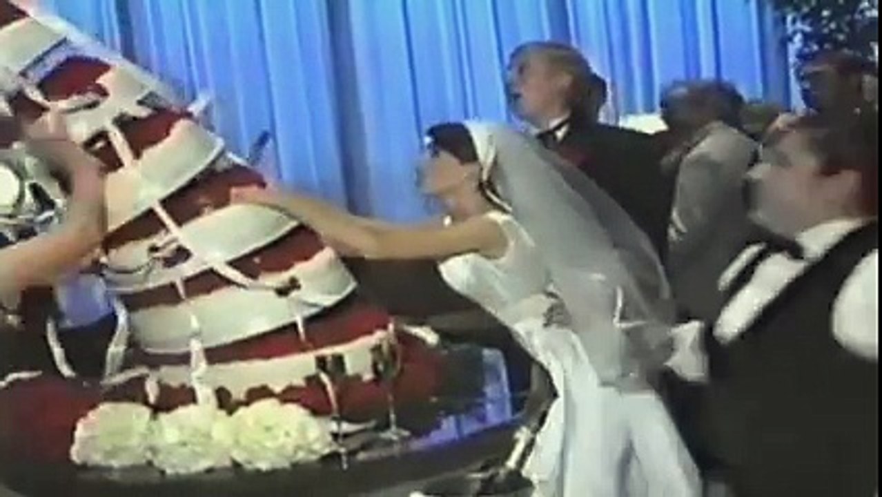 ESTAS SÃO SEM DÚVIDA AS PIORES IMAGENS DE CASAMENTO DE SEMPRE