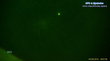 UFO spotted in the sky through the night vision 04 06 16