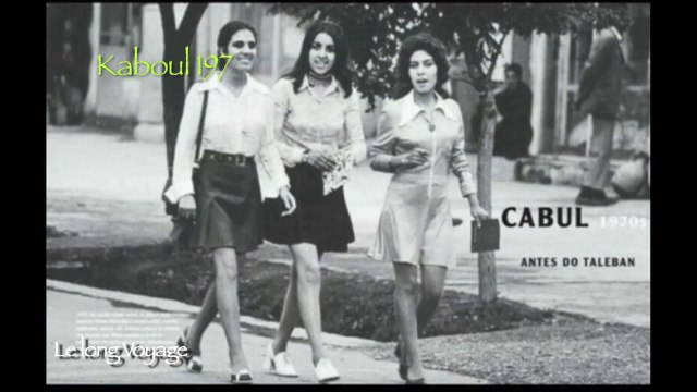 Long voyage Totaly hyppies une série de Valerio Truffa