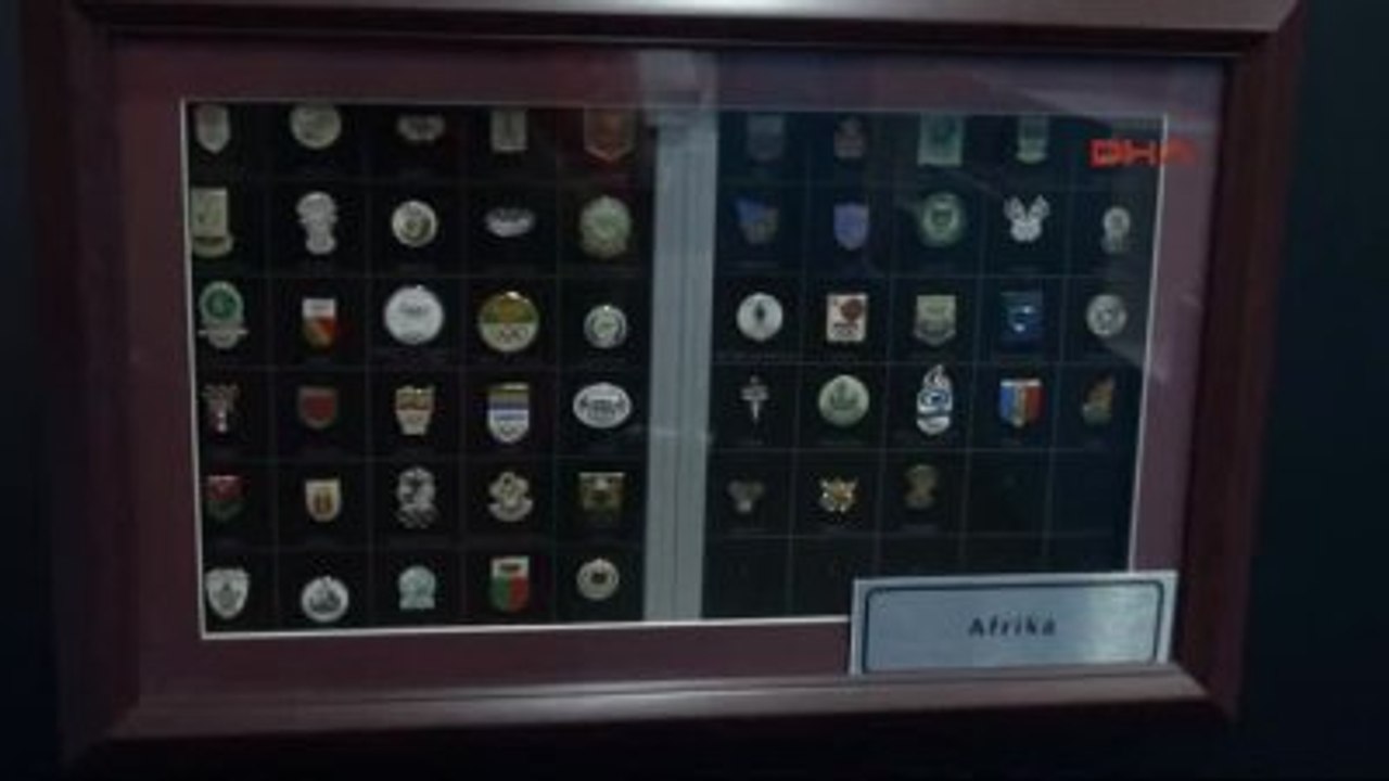 Muhammed Ali'nin Boks Eldivenlerine Büyük İlgi