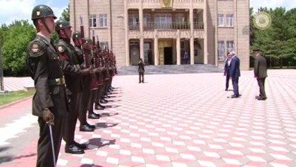Başbakan Yıldırım, 3. Ordu Komutanlığını Ziyaret Etti