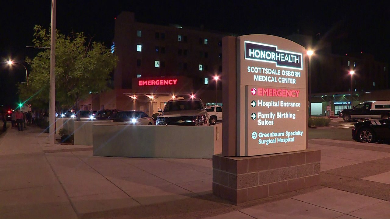 اسطورة الملاكمة السابق محمد علي كلاي يخسر معركته الاخيرة