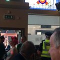 policeman sings 'I Will Survive' during bar dispute