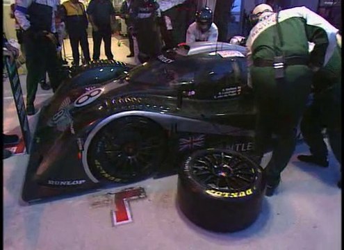 24 Heures du Mans 2002 - Résumé VF [2/2]