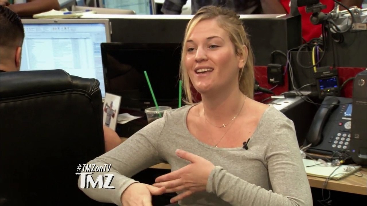 Lenny Kravitz: Topless Shopping!