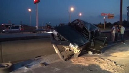 Kocaeli-Yerinden Kopan Stepne Kazaya Neden Oldu: 2 Yaralı