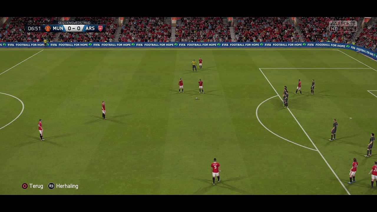 Fifa 16 vrije trap Depay