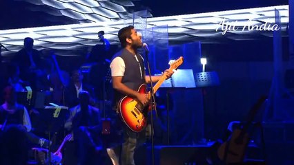 Zara Sa Dil Mein De Jagah Tu - Jannat Song Arijit Singh Live performance