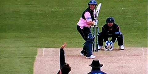 Eoin Morgan Double reverse sweep!