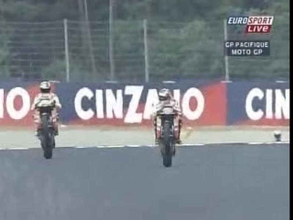 Rossi et Hayden Wheeling