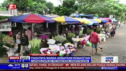 Penjual Bunga TPU Tanah Kusir Raih Omzet Besar