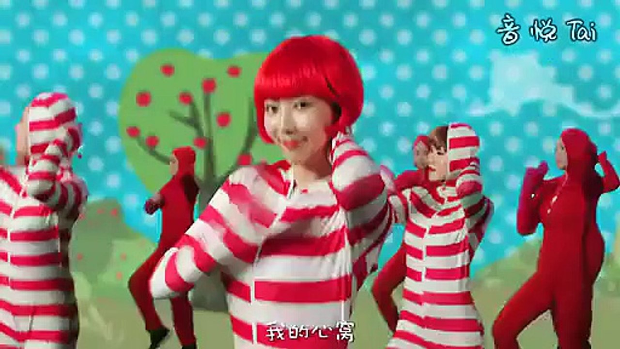 Little Apple (小苹果) by Chopsticks Brothers