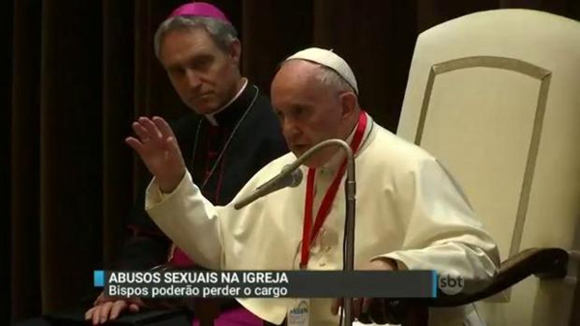 Papa aprova expulsão de bispos negligentes em casos de pedofilia