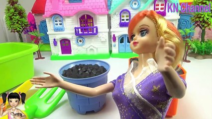 Đồ chơi trẻ em Bé Na trồng hoa trước Nhà Búp bê tóc nhuộm Kids toy