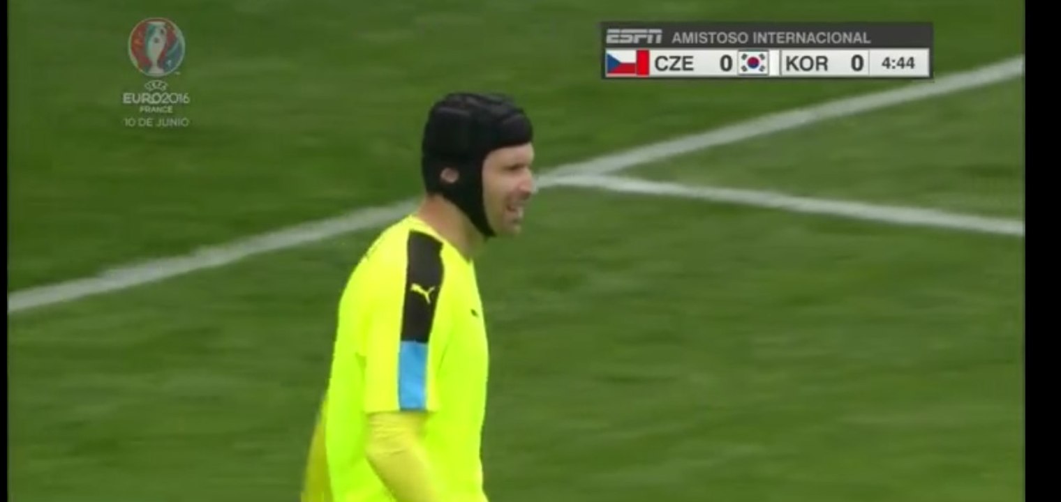 Petr Cech super SAVE- Czech Republic 0-0 South Korea - 05-06-2016