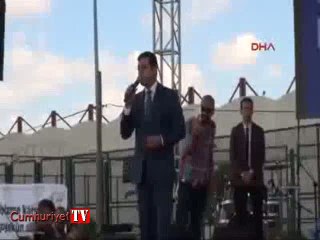 Demirtaş Erdoğan'ın 'sınıf arkadaşlarına' çağrıda bulundu