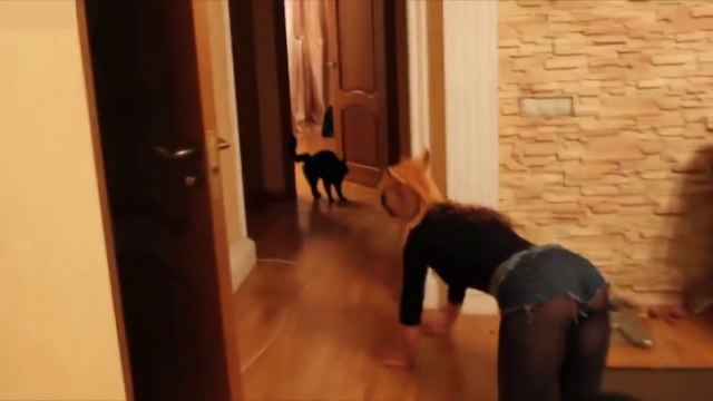 Прикольные девчонки отжигают!Приколы с девушками на сцене, падения и неудачи с пьяными девушками