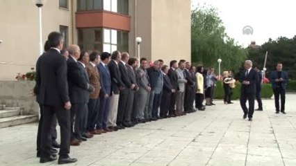 Başbakan Yıldırım Erzincan Belediyesi'ni Ziyaret Etti