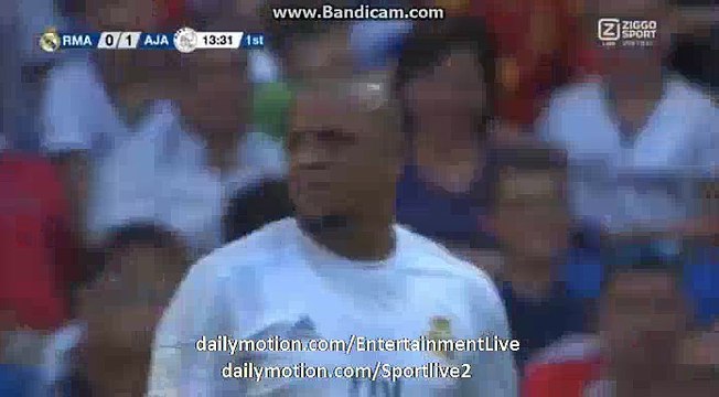 Roberto Carlos OWN GOAL Real Madrid Legends 0-1 Ajax Legends