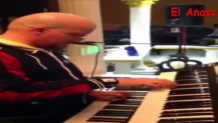 الشاب بلال- العزف على البيانو Cheb Bilal- Jouer Du Piano 2016