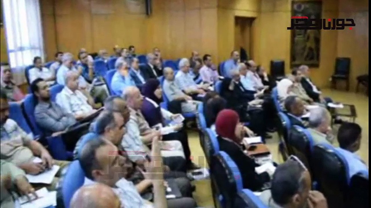 محافظ المنيا يوجه رؤساء المراكز بإزالة التعديات بجوار محطات المياه