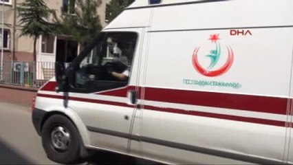 Bursa'da Mahalle Sakinleriyle Suriyeliler Kavga Etti 3 Yaralı