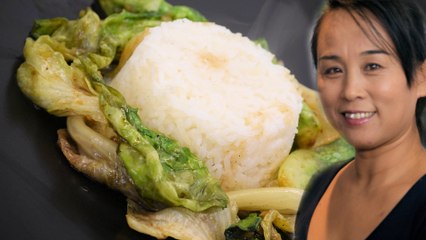 How to Cook Stir Fry Lettuce in Oyster Sauce - Xiao's Kitchen