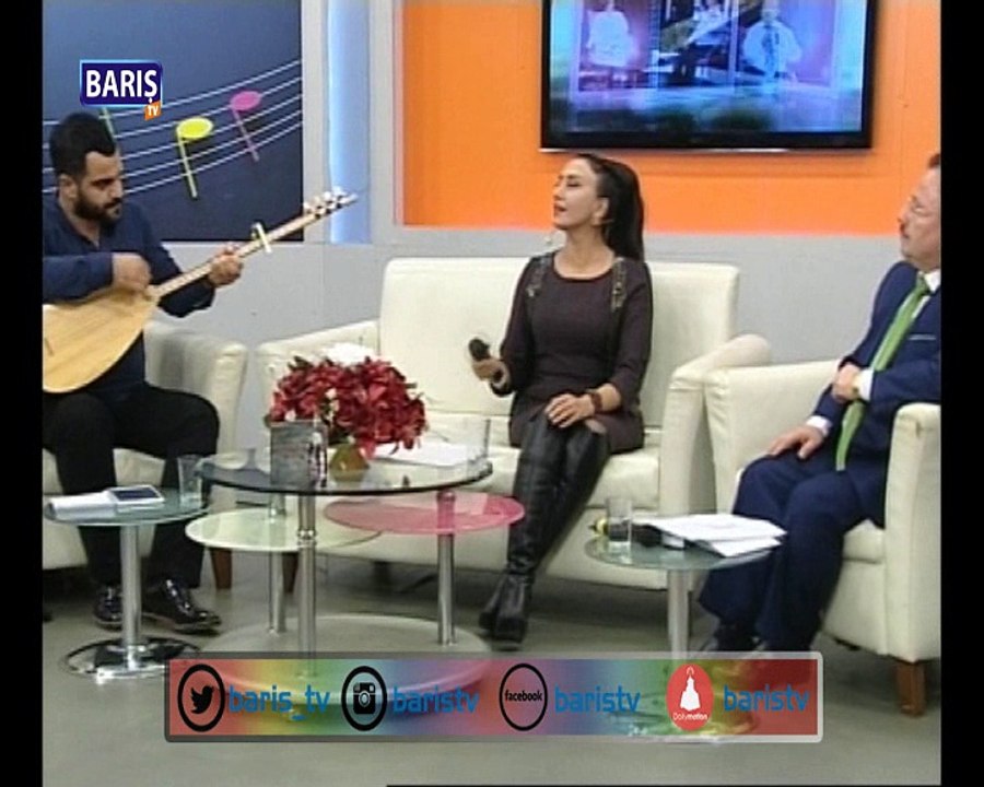 Eda Doğanay - Bu Ne Biçim Sevda İmiş & Beni Hor Görmesin Koca Softalar