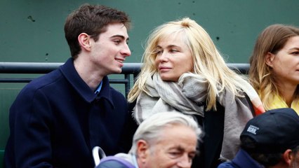 Emmanuelle Béart : moquée à Roland-Garros, elle répond sur Twitter
