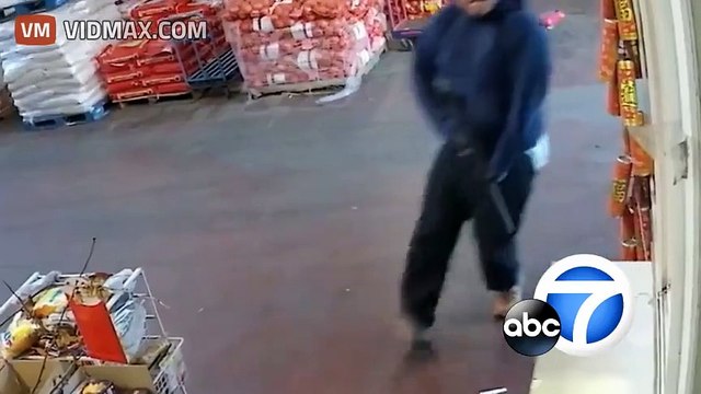 Female Employee Punched In The Face During Violent Armed Robbery!