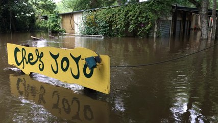 La guinguette Chez Jojo prisonnière