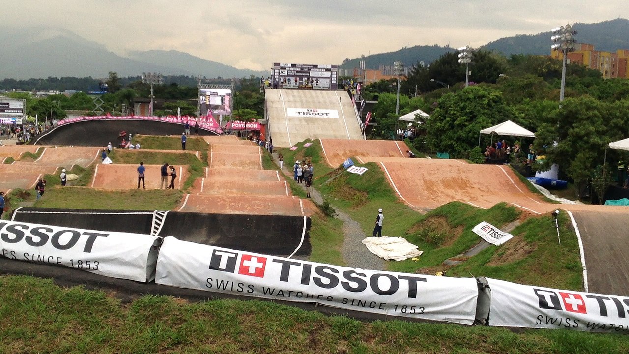 IMG_1382  Elite Women MEDELLIN UCI BMX WORLD CHAMPIONSHiPS 2016 Mariana Pajon Andrea Escobar