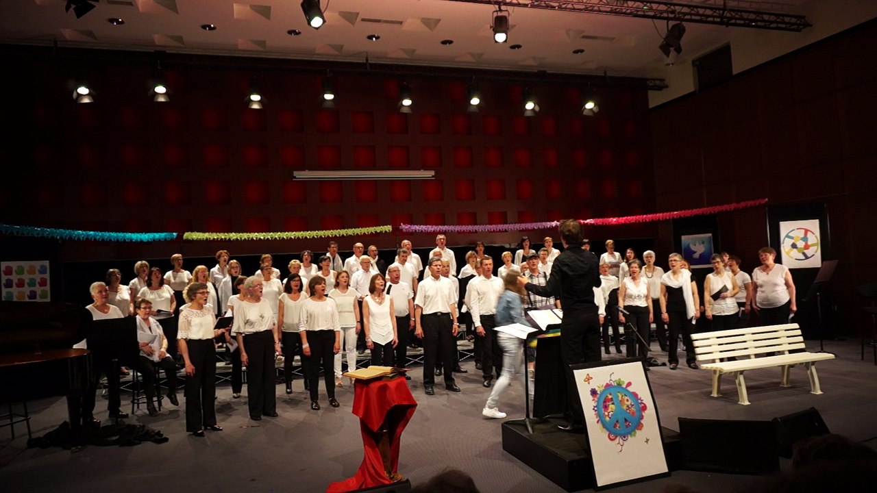 08- Everybody sing Freedom