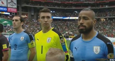 Copa America'da Uruguay Marşı Yerine Şili Marşı Çalındı