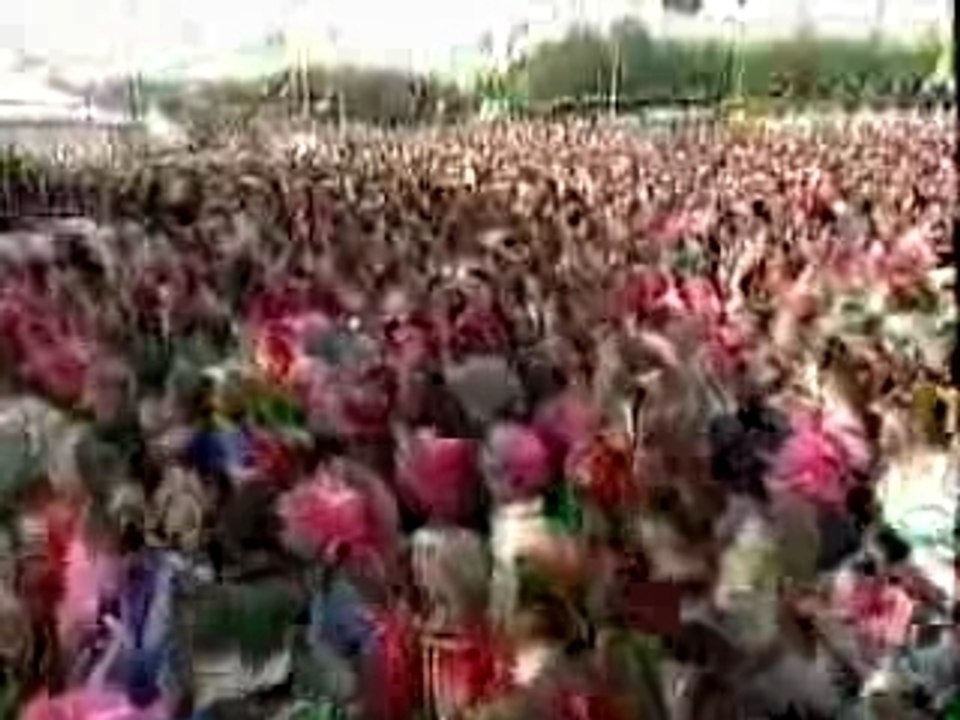 Black Eyed Peas  Labor Day  (Live at Pinkpop 2004)