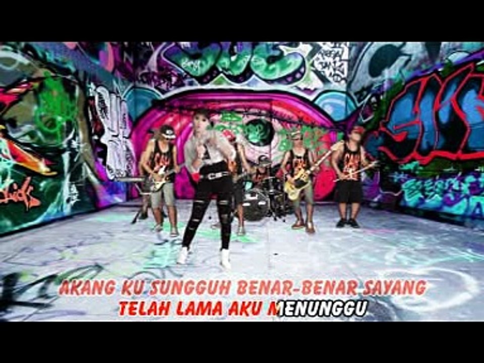 Arif Citenx vs Ratna Antika-DUET BINGUNG -