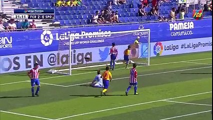 Un but exceptionnel d'un minot U12 du Barca !