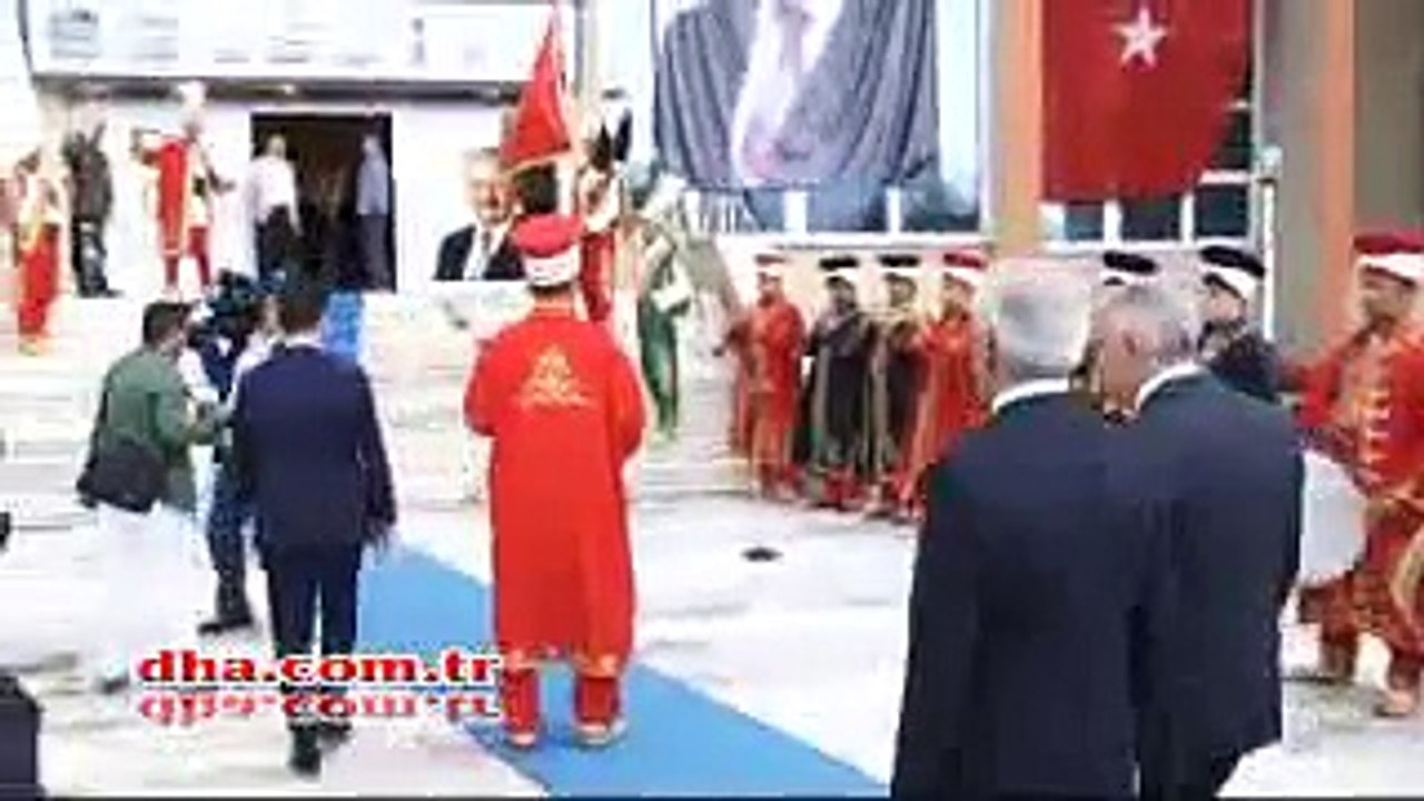 İzmir Marşı Binali Yıldırım'a uyarlanırsa