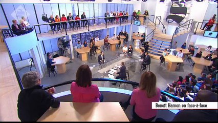 Benoit Hamon : "Aujourd'hui on peut dire que l'on aime pas Benzema parce qu'il a une tête d'arabe" - Regardez