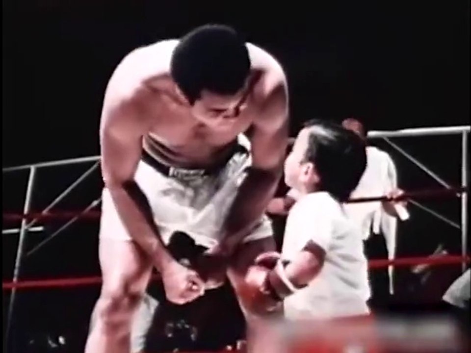 Muhammad Ali  Playing With his kid