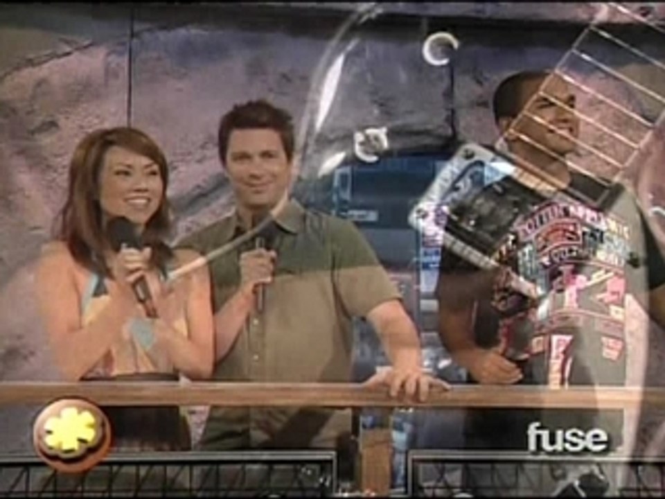 Kelly Clarkson - Walk Away - Extra Sauce