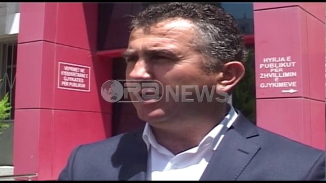 Kryebashkiaku i Divjakës, Fredi Kokoneshi kallëzon kreun e PD në Lushnje për shpifje